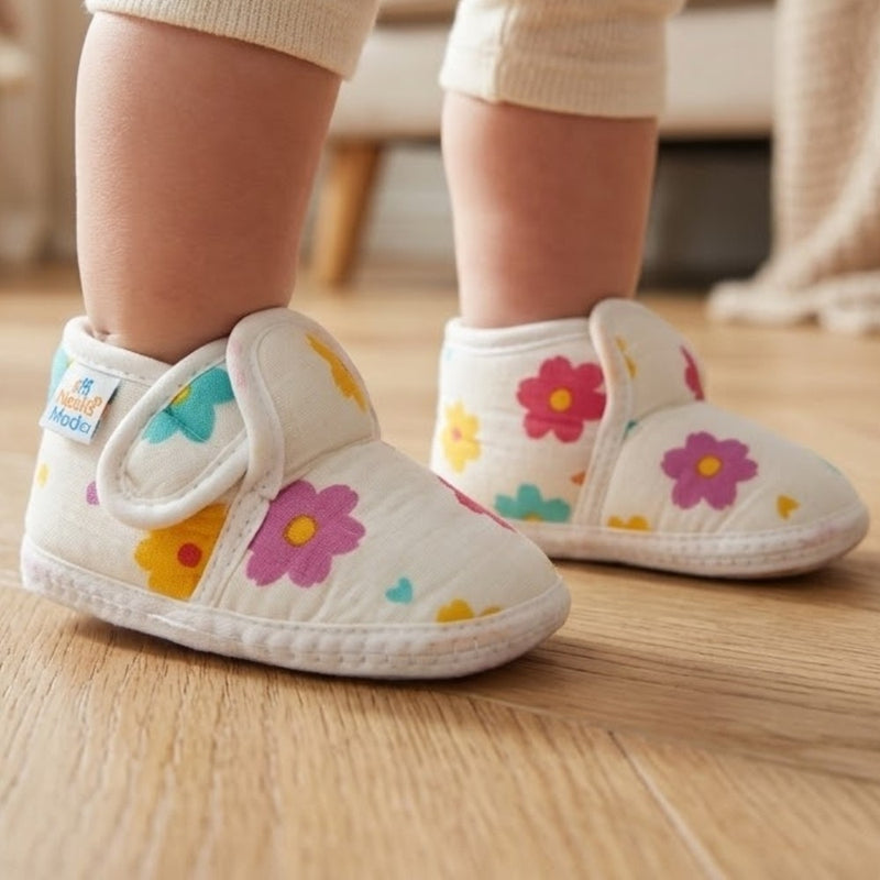 Baby Unisex Floral Muslin White Velcro Booties-BT5479