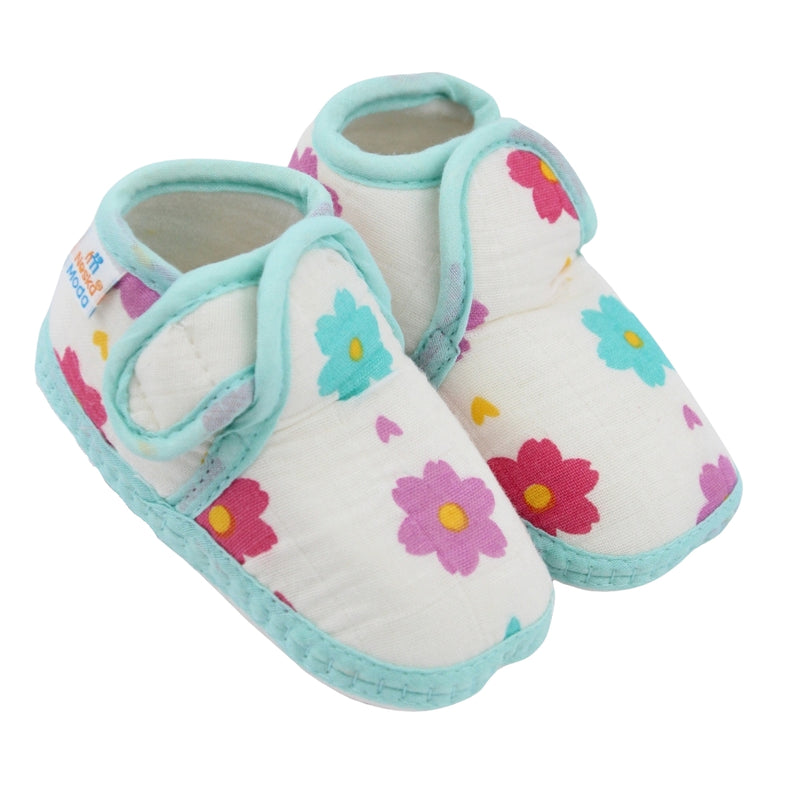 Baby Unisex Floral Muslin Green Velcro Booties-BT5480