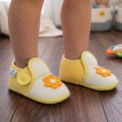 Baby Girls Cotton Floral White,Yellow Velcro Shoe-BT5528