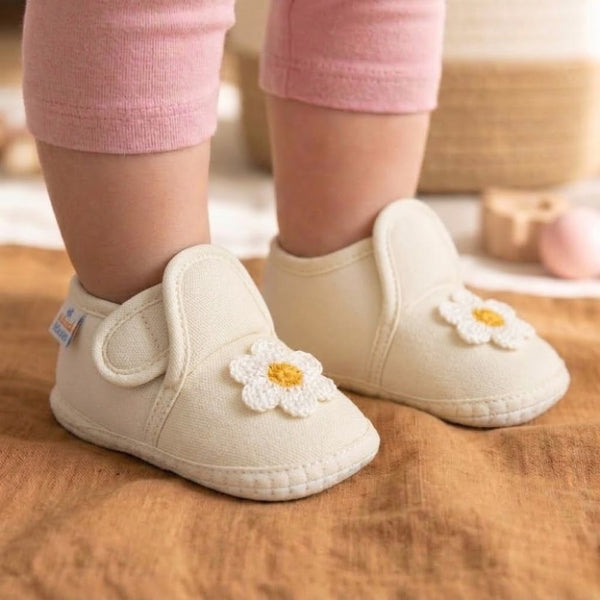 Baby Girls Cotton Floral White Velcro Shoe-BT5529