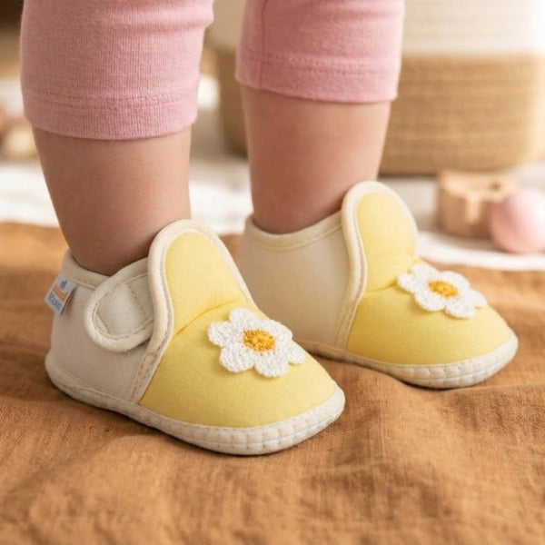 Baby Girls Cotton Floral Yellow,White Velcro Shoe-BT5530