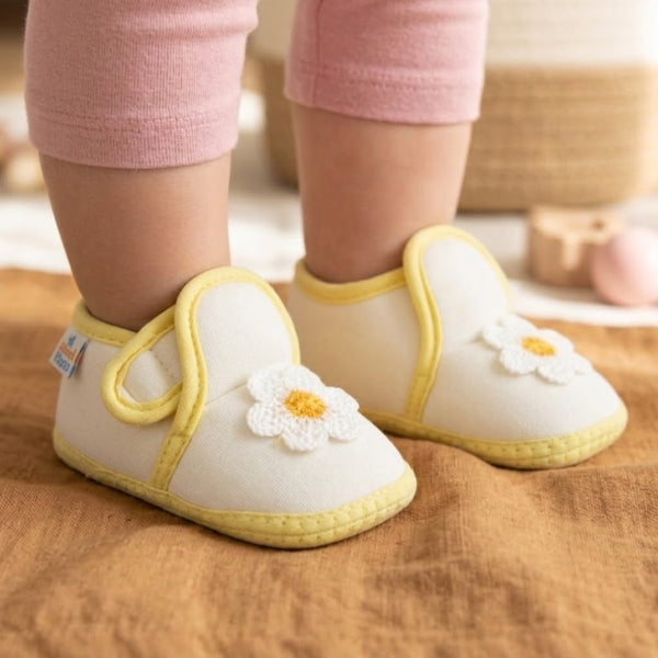 Baby Girls Cotton Floral White Velcro Shoe-BT5532