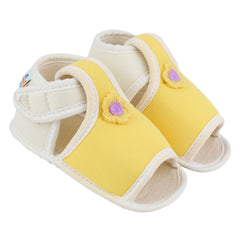 Baby Girls Skin-friendly Cotton Floral Yellow,White Velcro Sandal Booties-BT5545