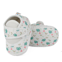 Baby Unisex Giraffe Printed Soft Cotton White,Green Velcro Shoe Booties-BT5582