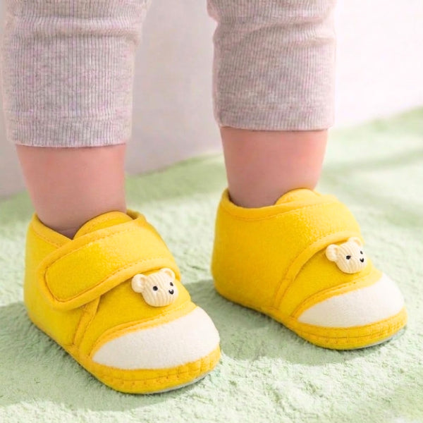 Baby Unisex Velboa Bear Face Yellow,White Velcro Shoe Booties-BT5605