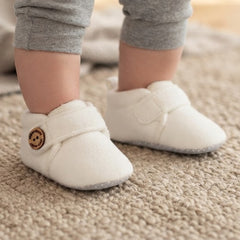 Baby Unisex Soft Velboa White Velcro Shoe Booties-BT5632