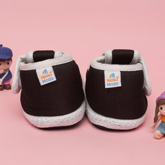 Neska Moda 6 To 12 Months Baby Boys & Girls Cotton Butterfly Velcro Booties