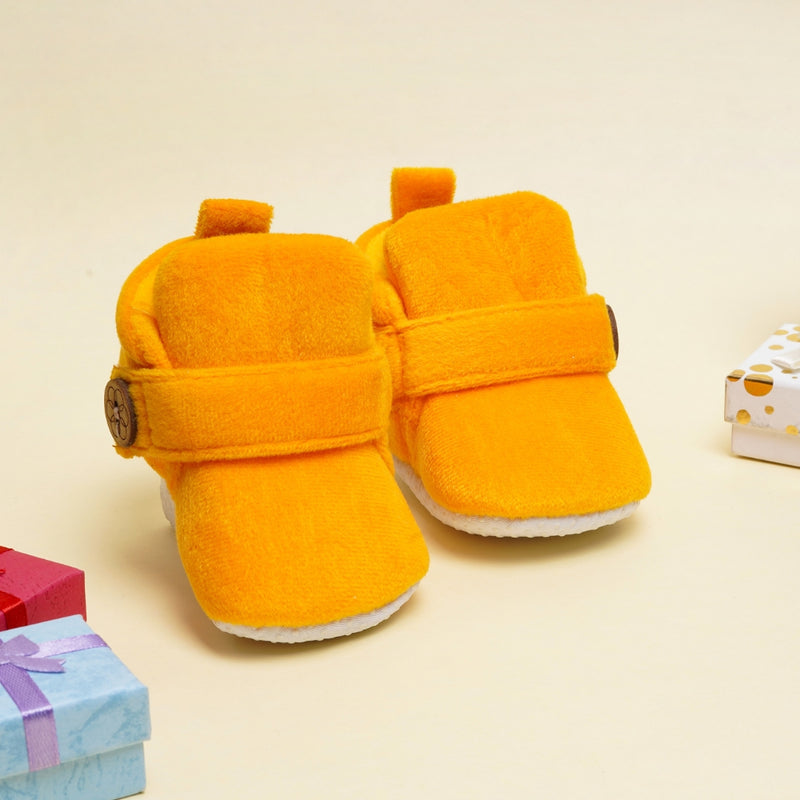 Baby Boys & Baby Girls 6 To 12 Months Velvet Velcro Booties