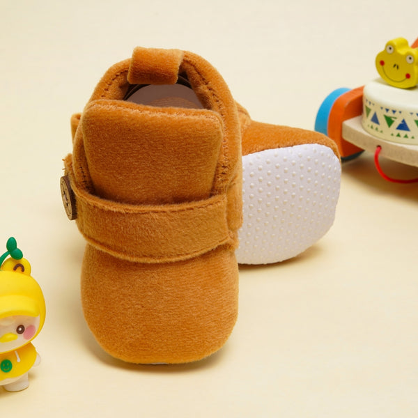 Baby Boys & Baby Girls 6 To 12 Months Velvet Velcro Booties