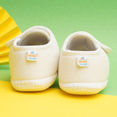 Baby Unisex Cotton White,Green Velcro Booties-BTB5258