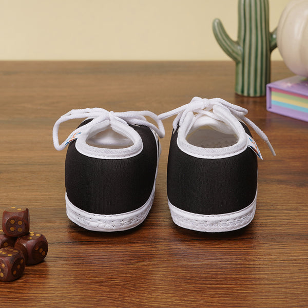 6 To 12 Months Baby Boys & Girls Soft Cotton Pre-Walker Lace Booties (White, Black)-SK145