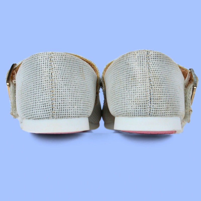 Sandal