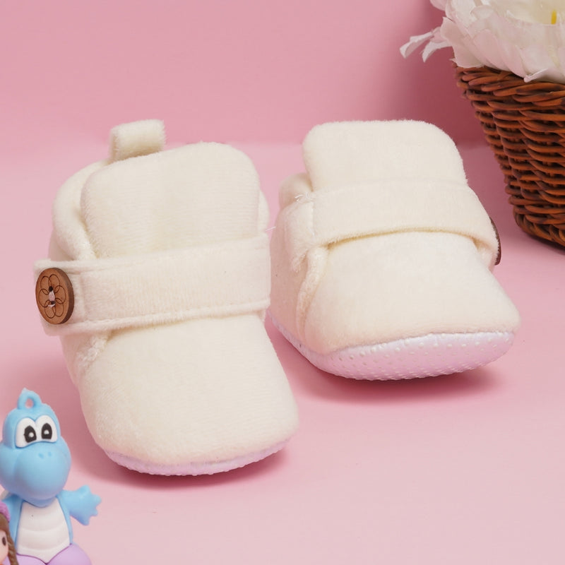 Baby Unisex Velvet White Velcro Shoe-BT3624